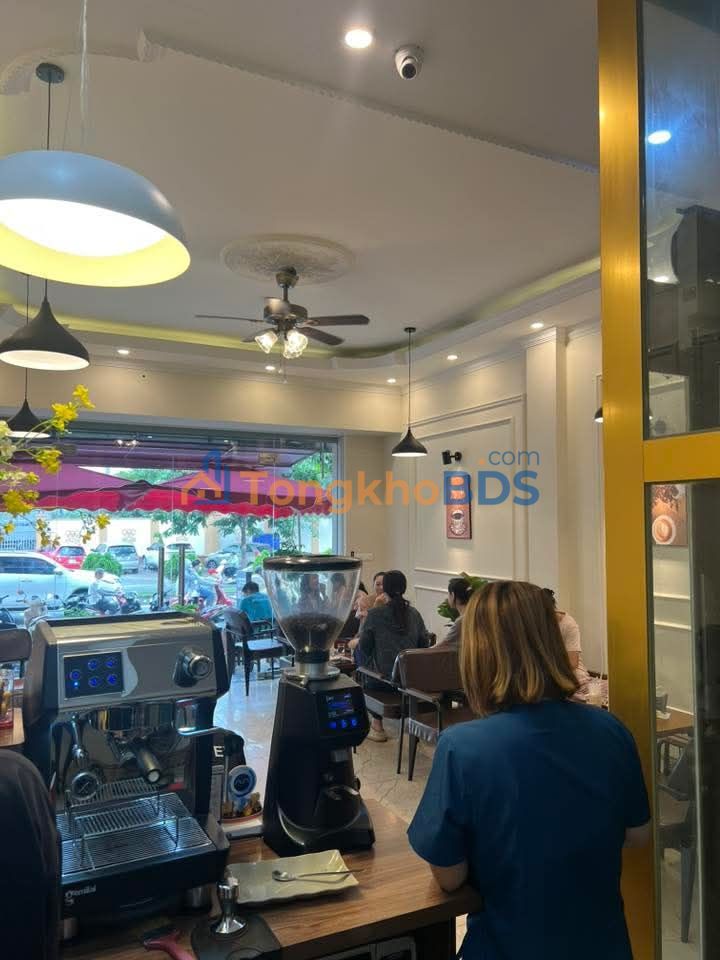 Nhà Mặt Phố Hàng Phèn Hoàn Kiếm 55m² Kinh Doanh Đắc Lộc