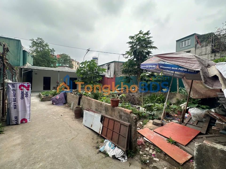 Nhà riêng Đội Cấn 200m² 10 triệu - Sẵn sàng ở ngay