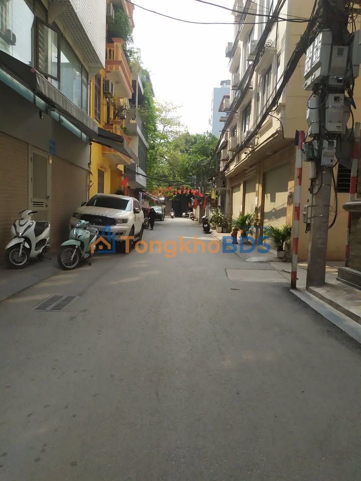 Nhà Láng Hạ 50m² giá 13 triệu - Full nội thất sẵn ở