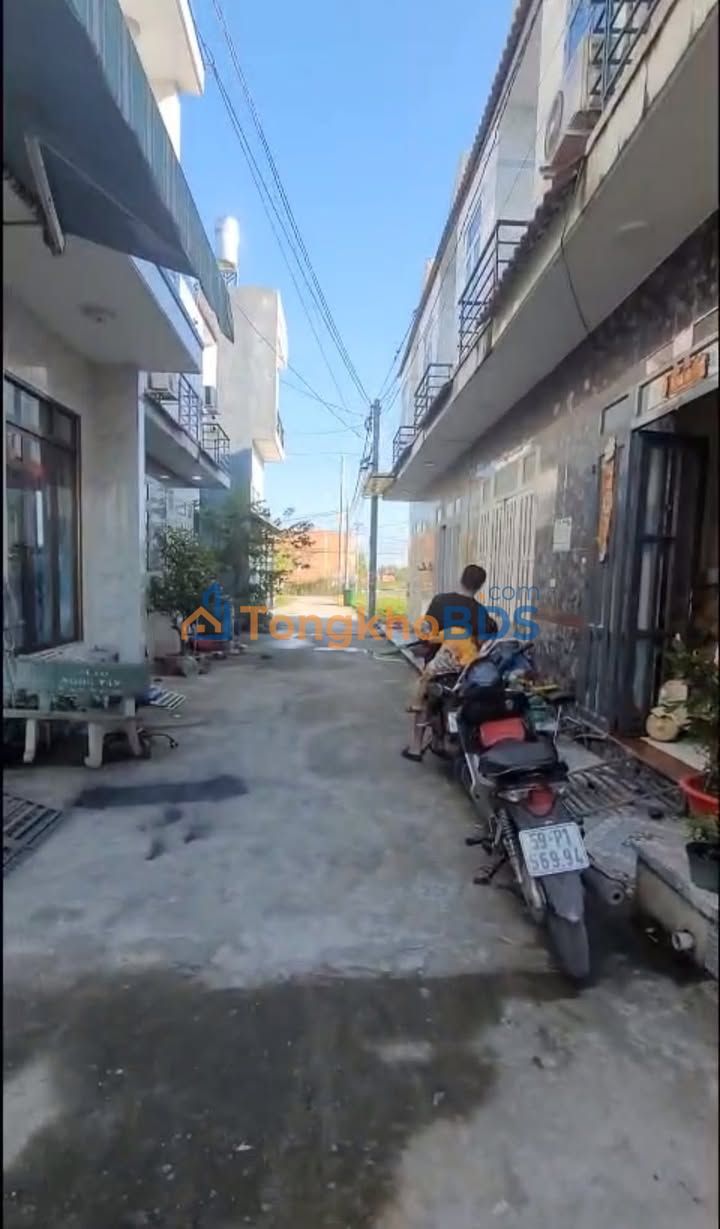 Nhà riêng Mỹ Hạnh Nam 4 triệu/tháng - Sẵn sàng ở ngay