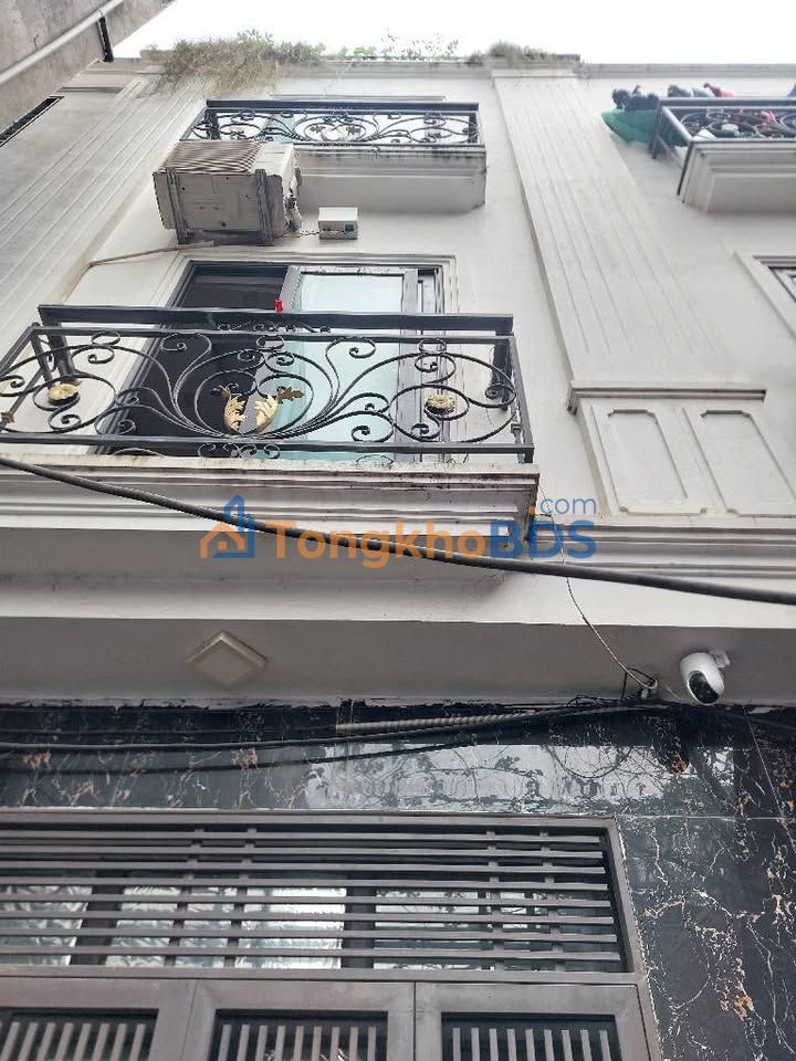 Nhà riêng Lê Trọng Tấn 35m² 4.1 tỷ - Ô tô vào tận nhà