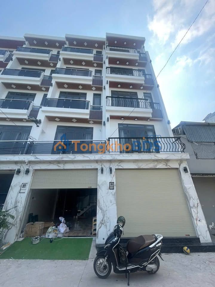 Nhà riêng Bình Tân 65m² giá 7.2 tỷ - Ô tô vào tận nhà