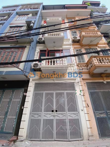 Nhà riêng Nguyễn Khang Cầu Giấy 48m² 18tr - Ô tô vào tận nhà