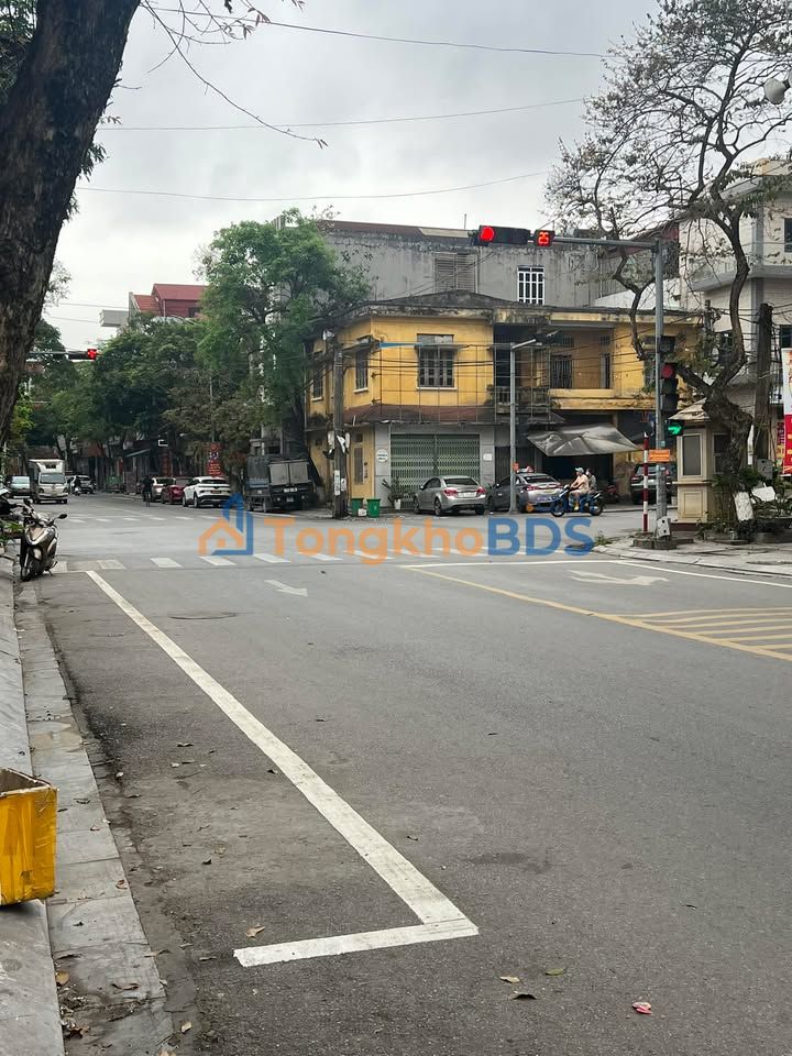 Cho thuê nhà 4 tầng mặt tiền kinh doanh 80m² tại Ngã 4 Hoàng Quốc Việt, Bắc Ninh