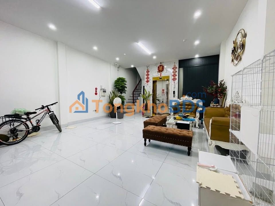 Nhà phố Trương Công Giai 40m² 16 tỷ - Ô tô vào tận nhà