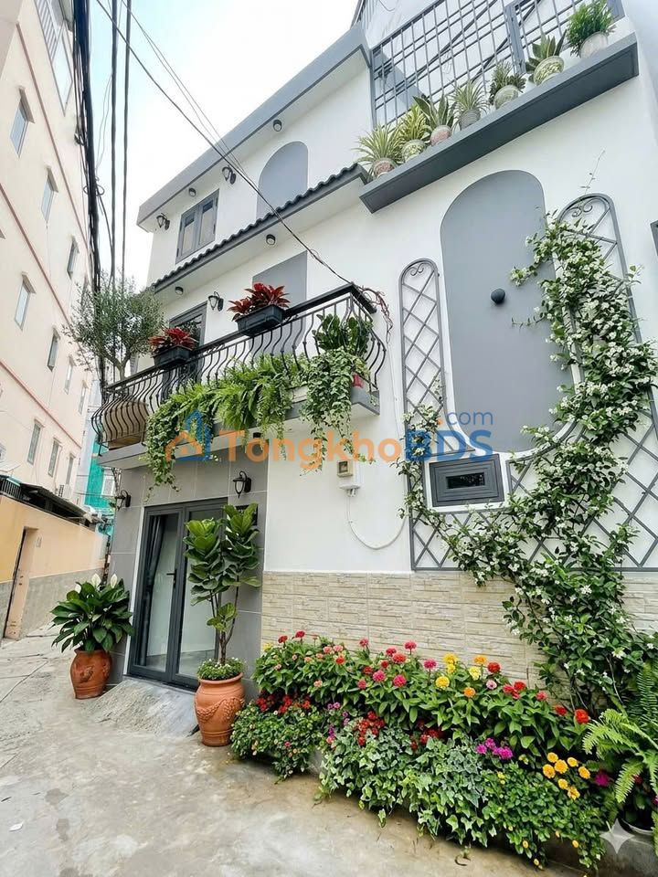 Nhà riêng Lê Đại Hành Quận 10 18m² 2.1 tỷ - Chính chủ bán