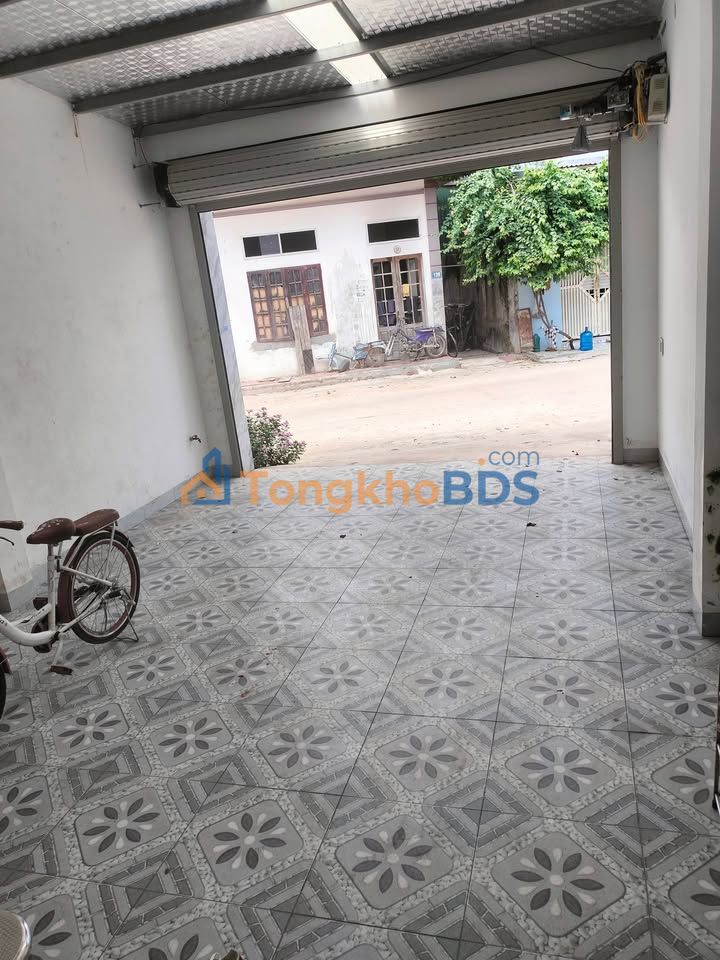 Nhà mặt tiền Sơn Lộc tầng 1 Chùa Thông giá tốt