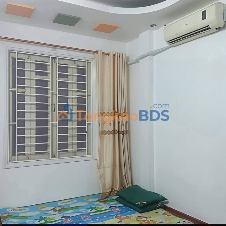 Phòng trọ Chùa Láng Đống Đa 17m2 2.5 triệu - Sẵn sàng ở ngay