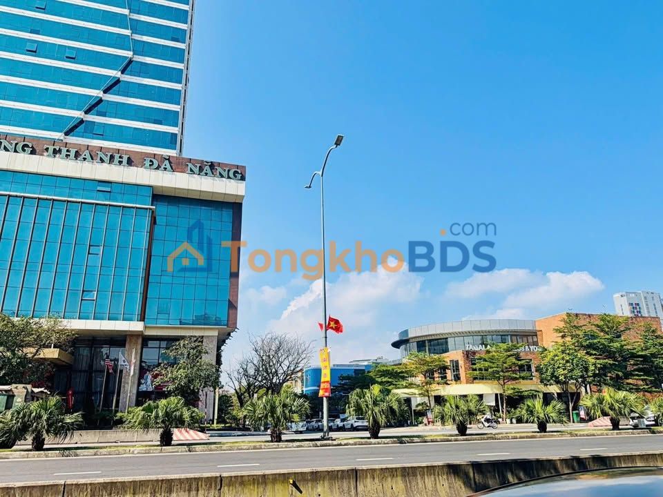 Bán Đất Tặng Nhà C4 Sơn Trà - 74m² Nở Hậu, Kiệt Ô Tô, Gần Biển Mỹ Khê