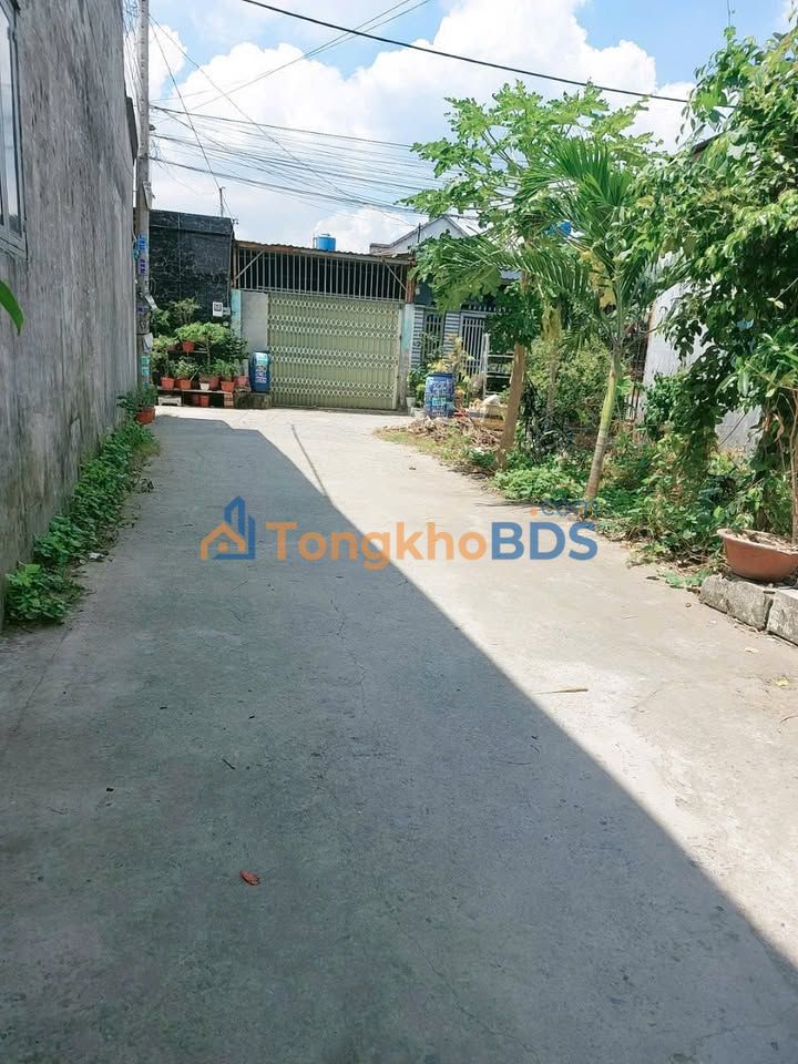 Nhà gác lửng Nguyễn Thị Trọn 50m² 1.23 tỷ - Chính chủ