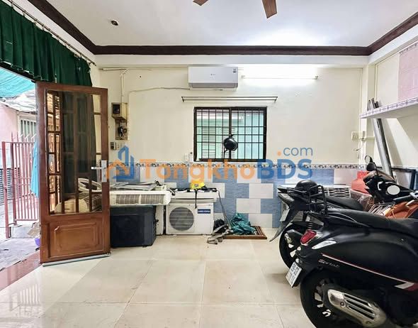 Nhà Võ Văn Tần Q3 44m² giá 8.2 tỷ - Ô tô vào tận nhà