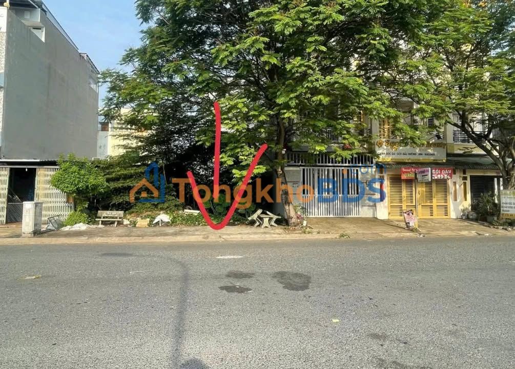 Đất nền Bình Chánh 100m² 4.95 tỷ - Sổ đỏ chính chủ