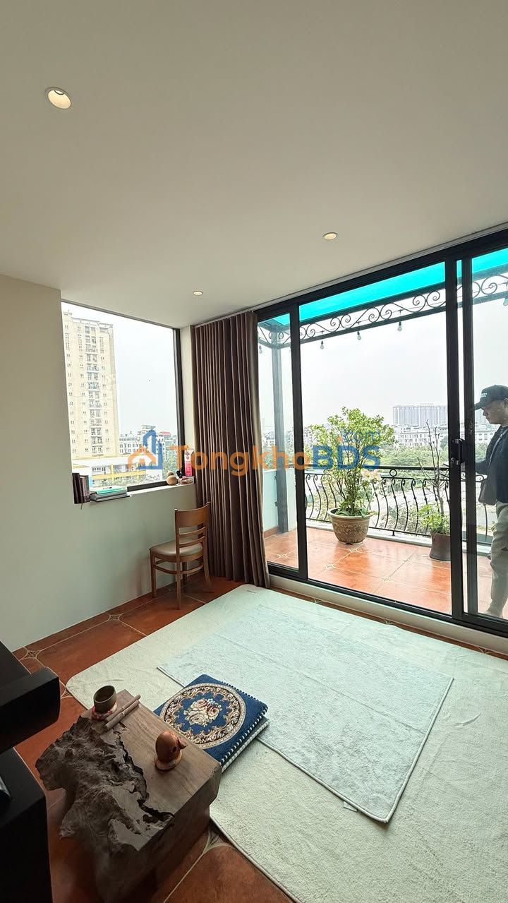 Nhà Ngọc Thụy Long Biên 37m² 18.5 tỷ - Ô tô vào tận nhà