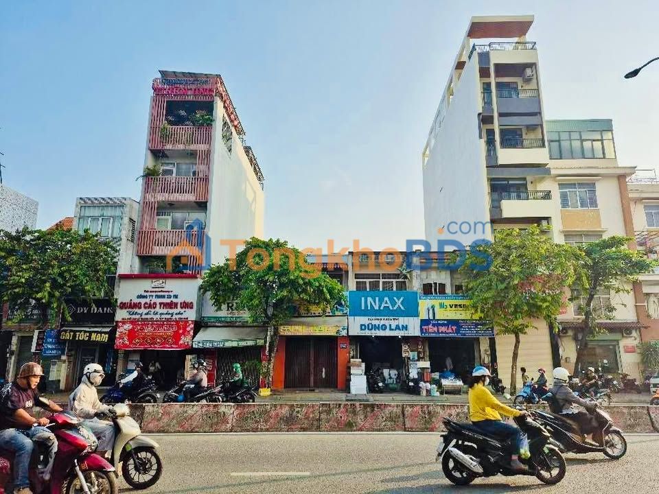 Nhà phố Dĩ An 105m² giá thỏa thuận - Mặt tiền kinh doanh