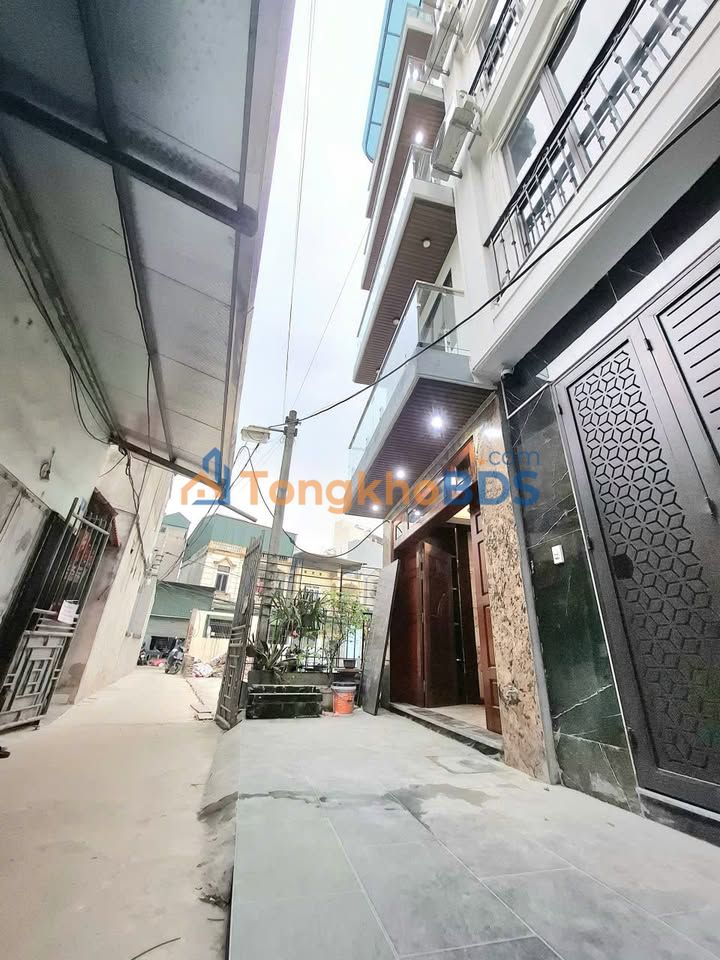 Nhà Long Biên 60m² 11,2 tỷ - Chính chủ sẵn ở