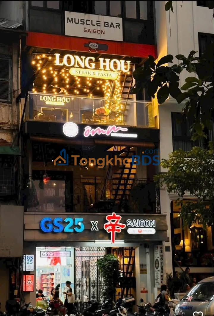 Nhà mặt tiền Hồ Tùng Mậu, Q1 216m² - Sẵn sàng ở ngay