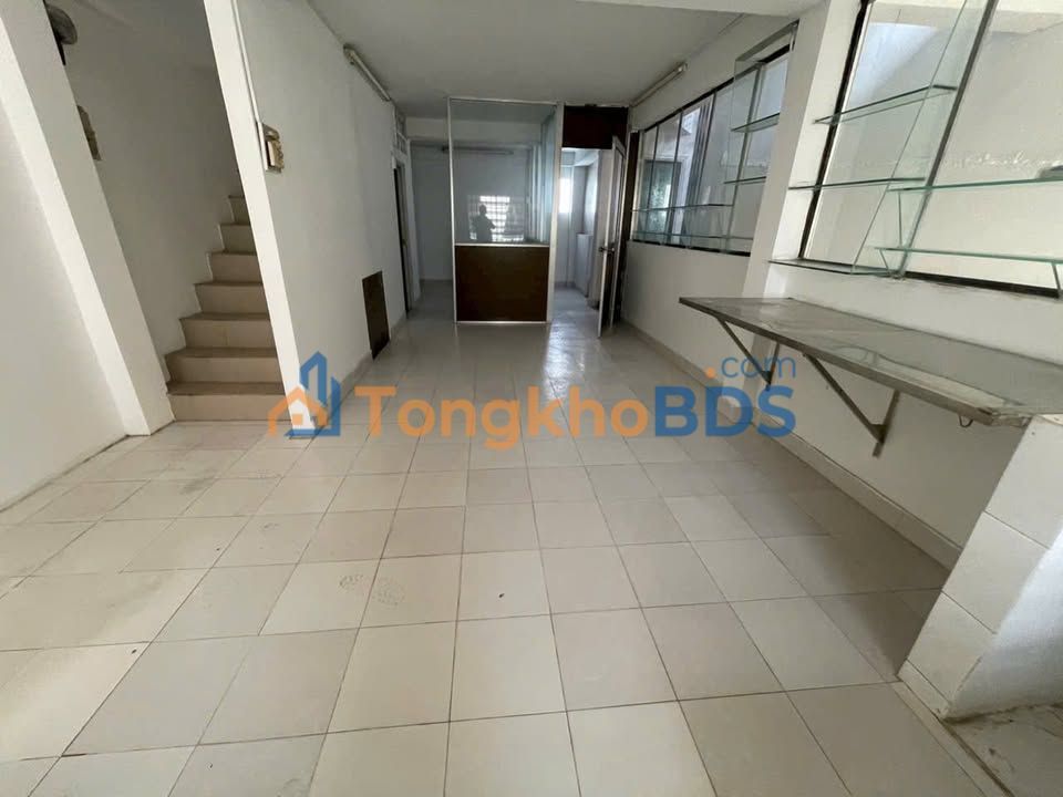 Nha nguyen can Phu Thanh Tan Phu 20trieu/thang san sang o ngay