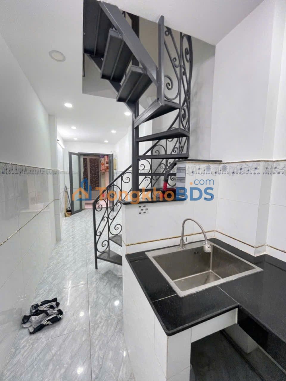 Nhà riêng Hậu Giang Q6 17m² 2.18 tỷ - Sẵn sàng ở ngay