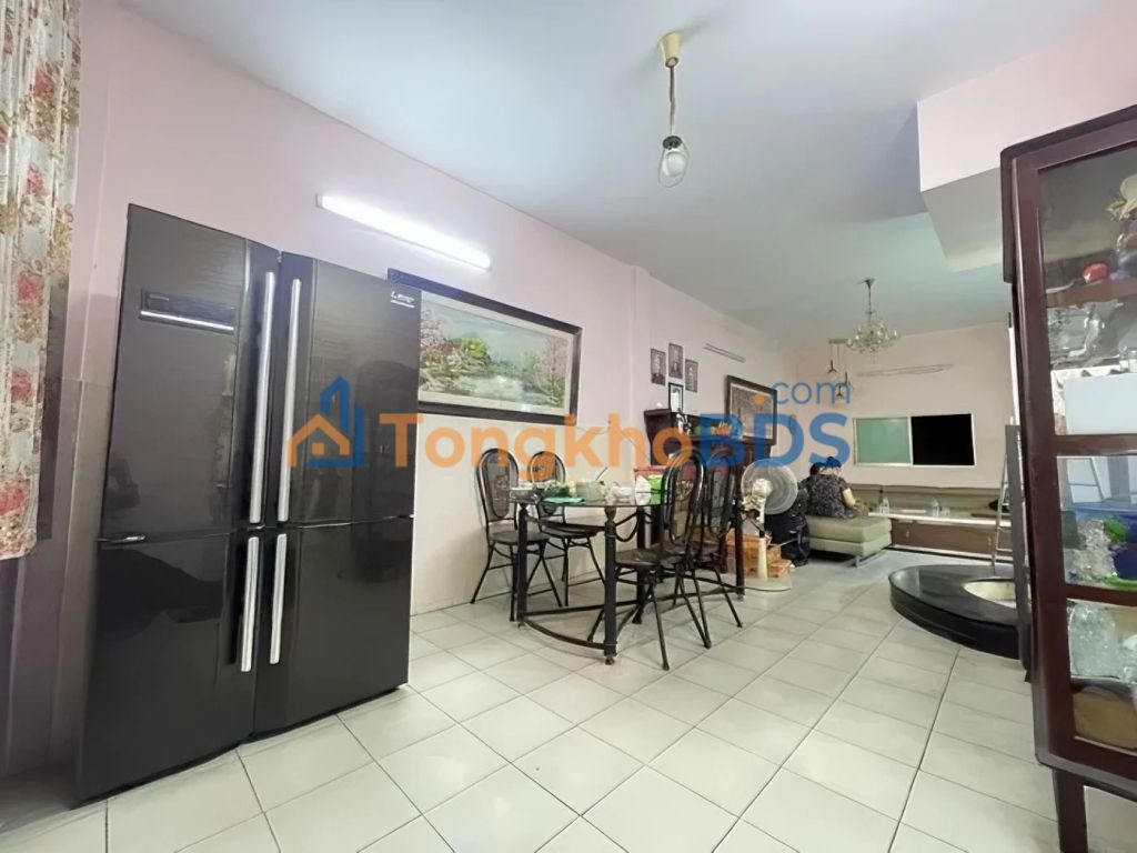 Nhà phố Quận 3 81m2 20 tỷ - Ô tô vào tận nhà