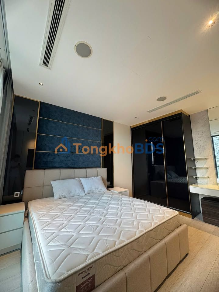 Căn hộ Vinhomes Golden River Q1 121m² 85 triệu - View đẹp