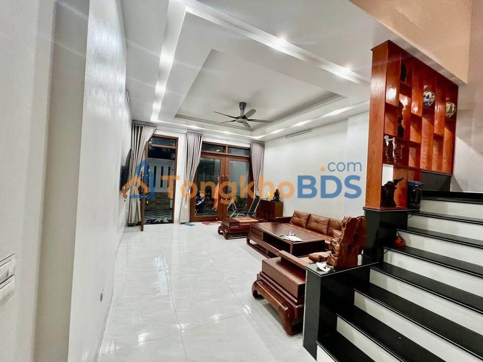 Nhà 3 tầng Tào Xuyên Thanh Hóa 90m² thỏa thuận - Ô tô vào tận nhà