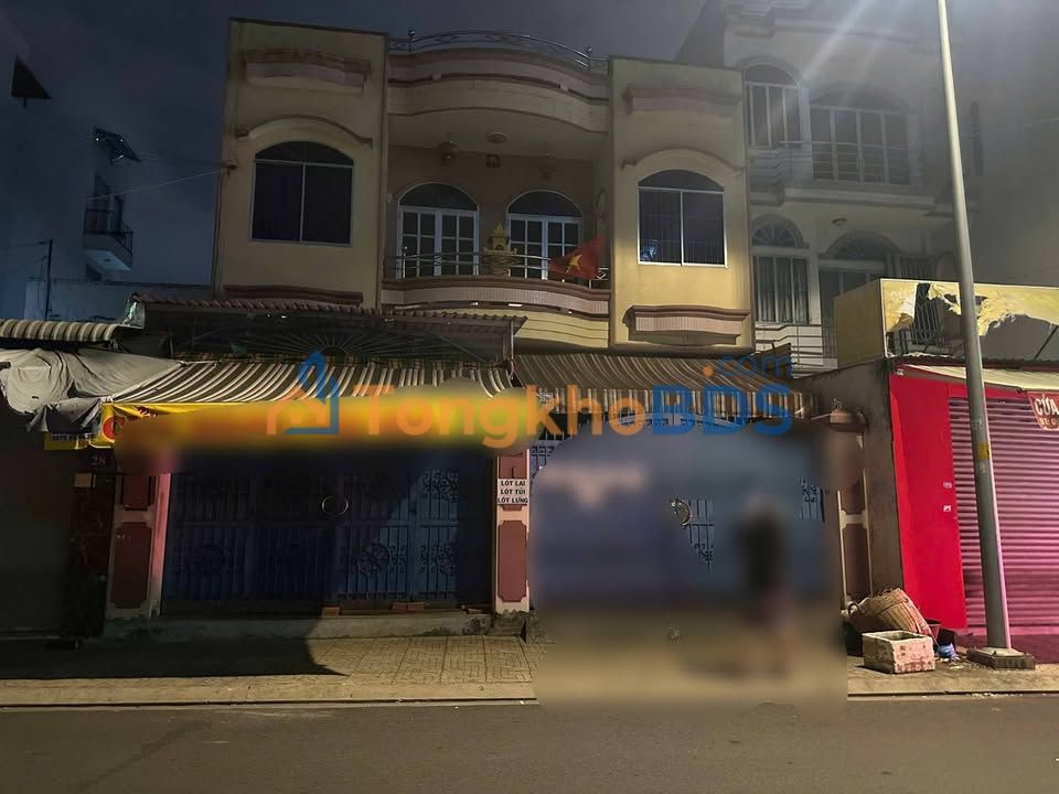 Nhà mặt tiền Lê Văn Phan Tân Phú 90m² 32 triệu - Ô tô vào nhà