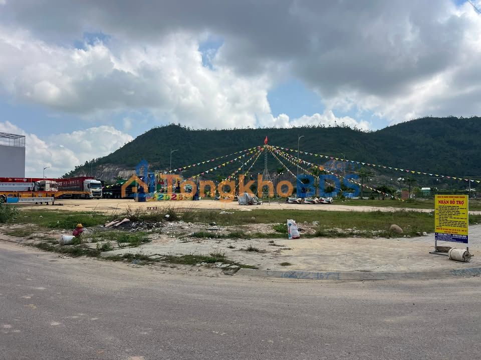 Townhouse Trần Quốc Hoàn Quy Nhơn 465m2 23 tỷ - Chính chủ bán