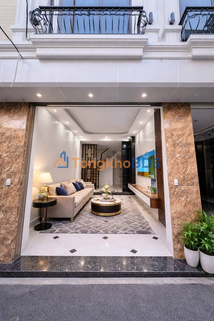 Nhà Lê Trọng Tấn Hà Đông 50m² 9.8 tỷ - Ô tô vào tận nhà