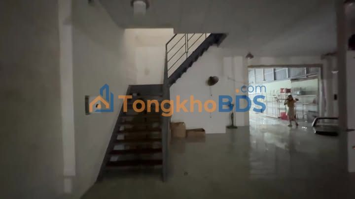 Kho xưởng Lộ 7B Bến Cát 1.000m² 30 triệu - Container thoải