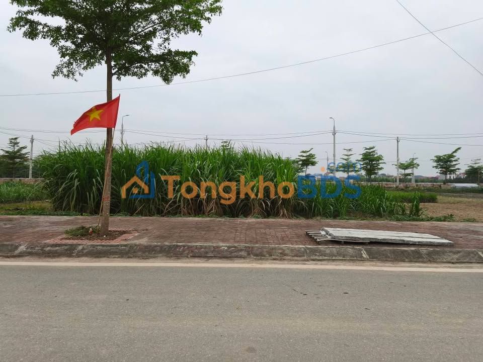 Townhouse Chính Nghĩa Kim Động 80m2 2.5 tỷ - Mặt tiền kinh doanh