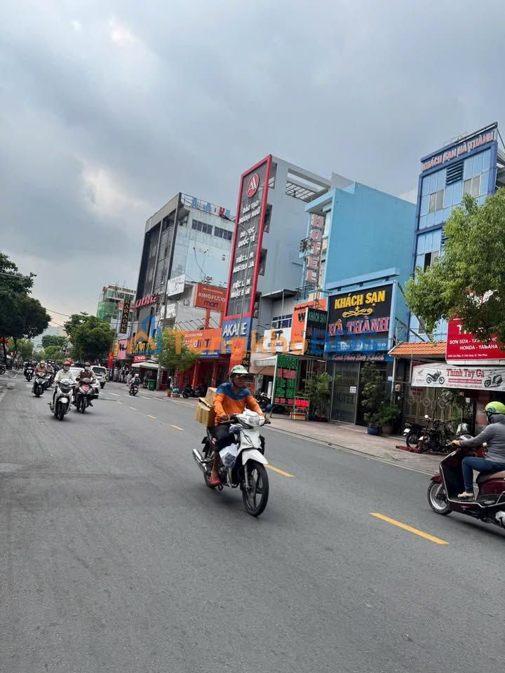 Nhà mặt tiền Tân Kỳ Tân Quý 184m² 22,5 tỷ - Mặt tiền kinh doanh