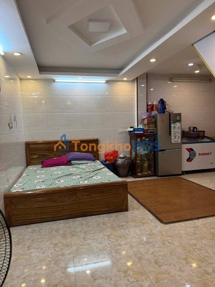 Nhà riêng Lĩnh Nam, Hoàng Mai 30m² 2 tỷ - Sẵn sàng ở ngay