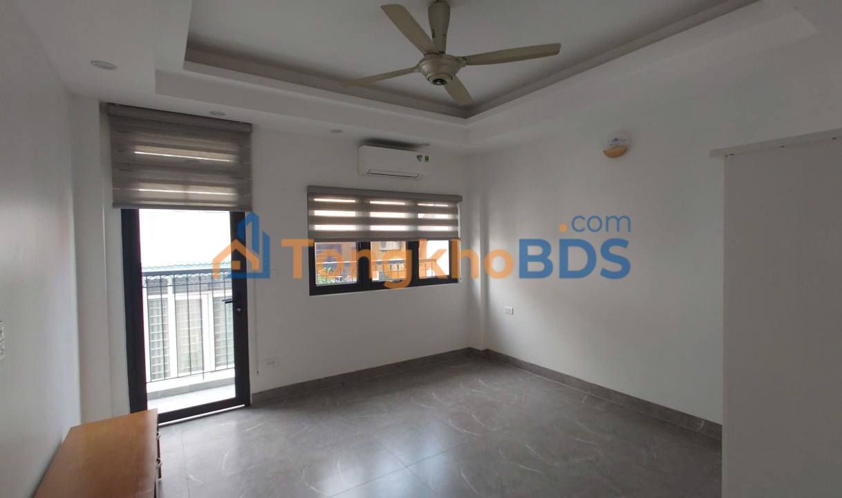 Nhà riêng Lạc Long Quân Tây Hồ 42m² giá 13 tỷ - Chính chủ bán