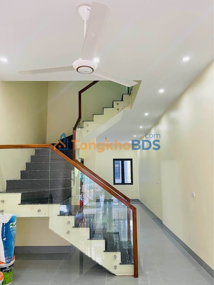 Nhà phố Phường Hạ Long 60m² 4 tỷ - Chính chủ bán gấp