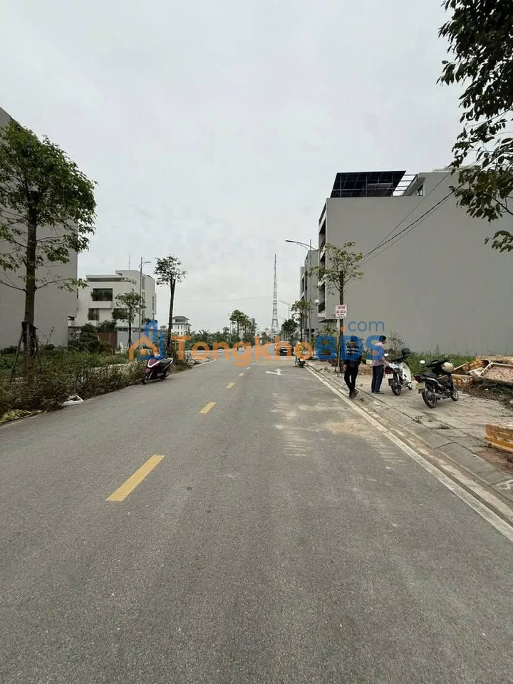 Đất nền Nguyễn Công Trứ Nam Định 90m² 5,8 tỷ đường to ô tô