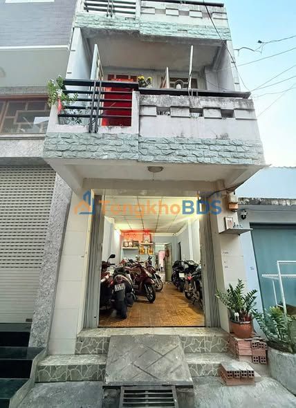 Nhà 55m² nở hậu đường Thái Phiên, Quận 11 - Vừa ở vừa cho thuê 12 triệu/tháng