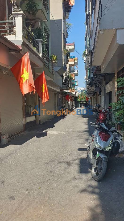 Đất nền Xuân Phương Nam Từ Liêm 30m² giá 7 tỷ - Sổ đỏ chính chủ