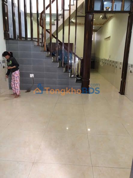 Nhà Tân Phước Khánh Tân Uyên 3PN 6 triệu - Ô tô vào nhà