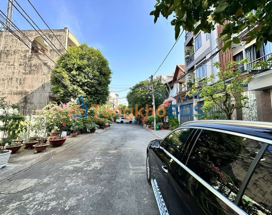 Nhà Hoàng Hữu Nam Q9 110m² 4,85 tỷ - Ô tô vào tận nhà