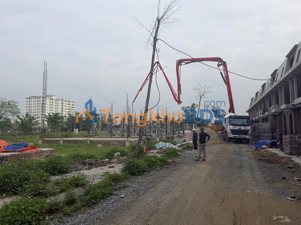 Đất nền Vinh Tân 95m² 4 tỷ - Đường to ô tô