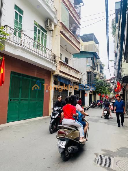 Nhà riêng Thanh Xuân 50m² giá 12 tỷ - Ô tô vào tận nhà