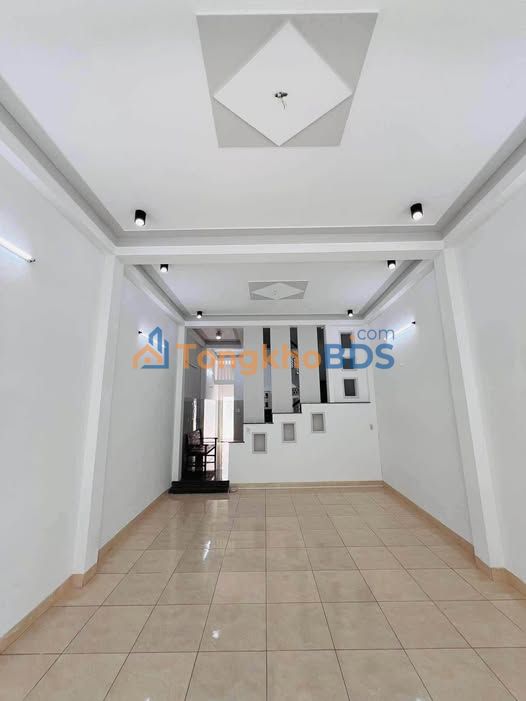 Nhà hẻm Lý Thường Kiệt Quy Nhơn 57m² 2,8 tỷ - Chính chủ bán
