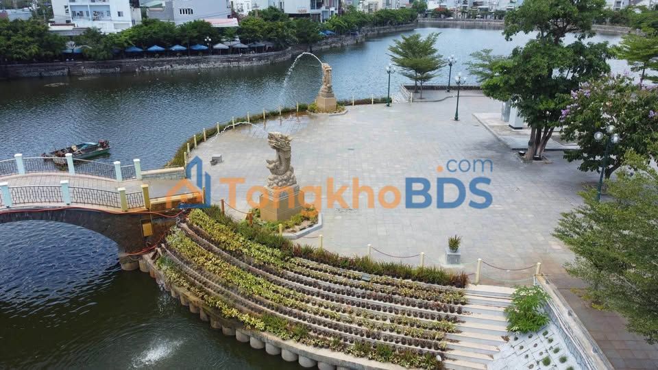 Nhà riêng Nguyễn Chích 72m² 7.5 tỷ - Ô tô vào nhà