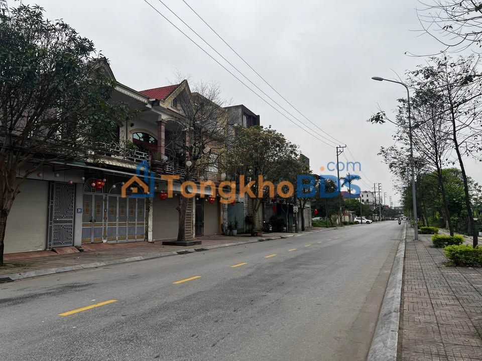 Đất mặt đường Hoàng Xuân Hãn Hà Tĩnh 100m² giá 4.3 tỷ - Sổ đỏ