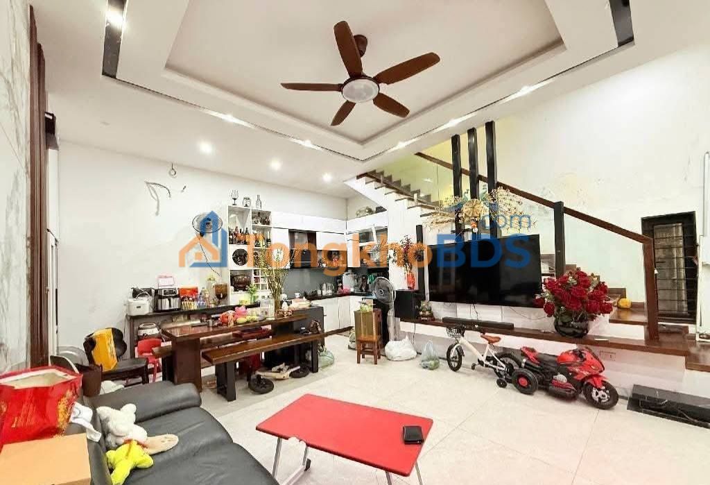 Nhà riêng Hoàng Văn Thái 66m² 13.5 tỷ - Chính chủ bán