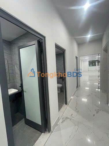 Văn phòng Ngõ 31 Hoàng Cầu 50m² 11 triệu - Sẵn sàng làm việc