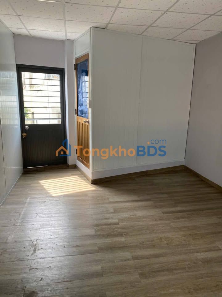 Nhà riêng Nguyễn Cửu Phú Bình Tân 60m² 8 triệu - Giá tốt hiếm có