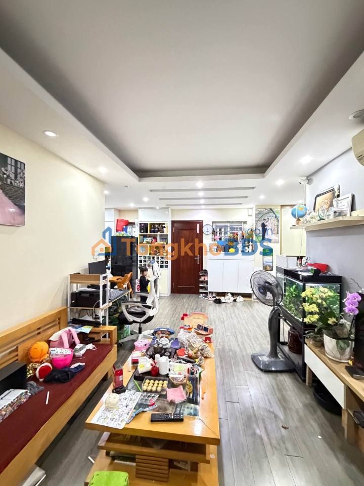 Căn hộ Ngõ 84 Chùa Láng 75m² 7.9 tỷ - Bàn giao ngay