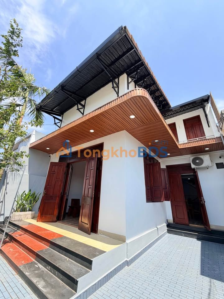 Nhà riêng Buôn Ma Thuột 120m² 5.25 tỷ - Ô tô vào