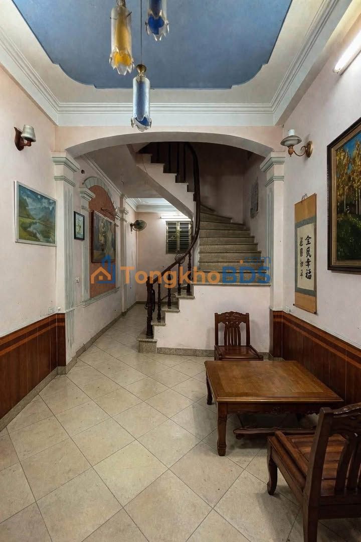 Nhà Thụy Khuê 28m² giá 7.1 tỷ - Chính chủ bán